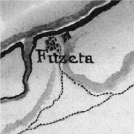 Pormenor de um mapa antigo, a preto e branco, com o nome «Fuzeta» escrito junto a um pequeno casario, perto da água, e caminhos tracejados que seguem para o interior.